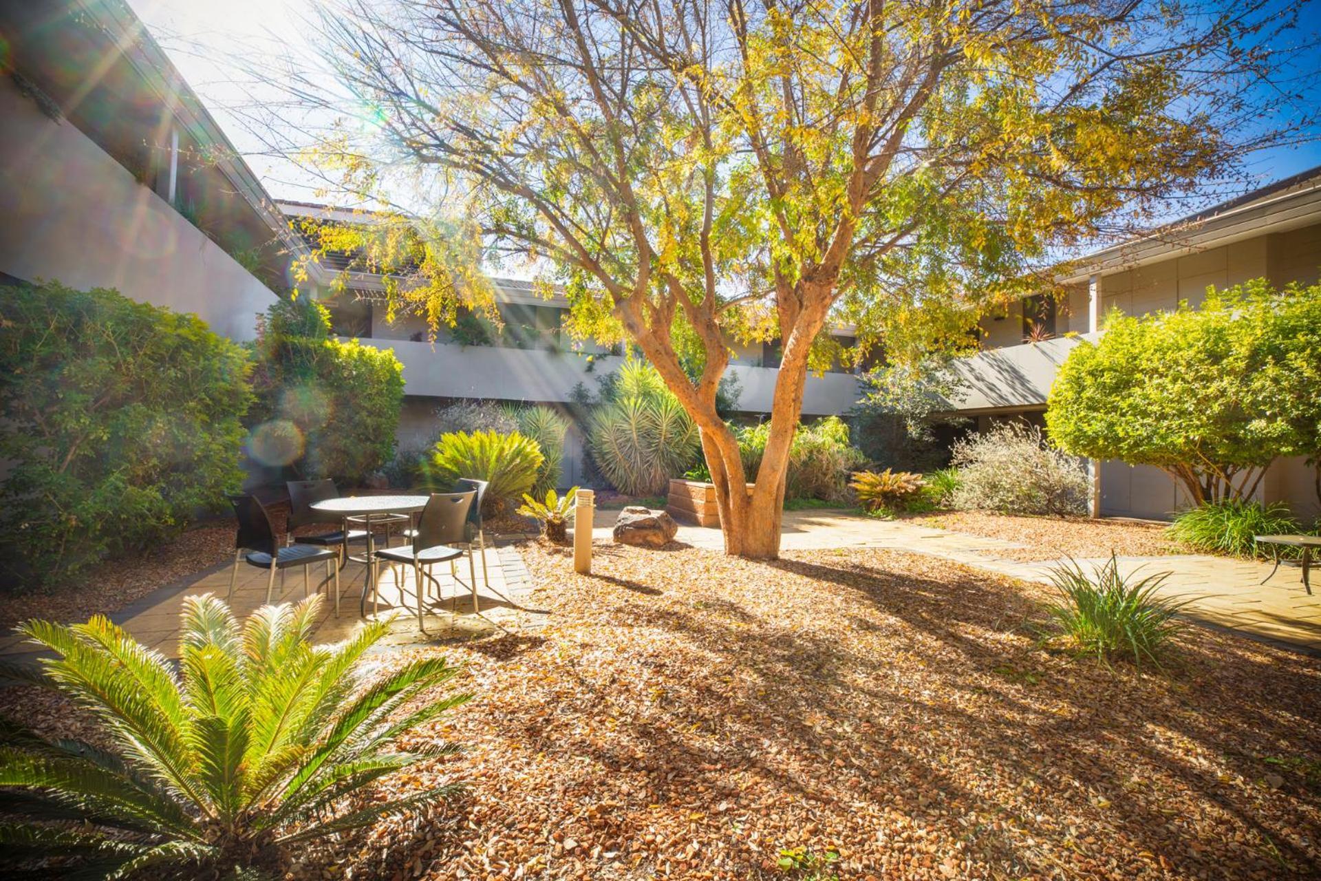 Crowne Plaza Alice Springs Lasseters By Ihg Экстерьер фото